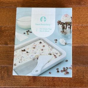Ice cream making tray